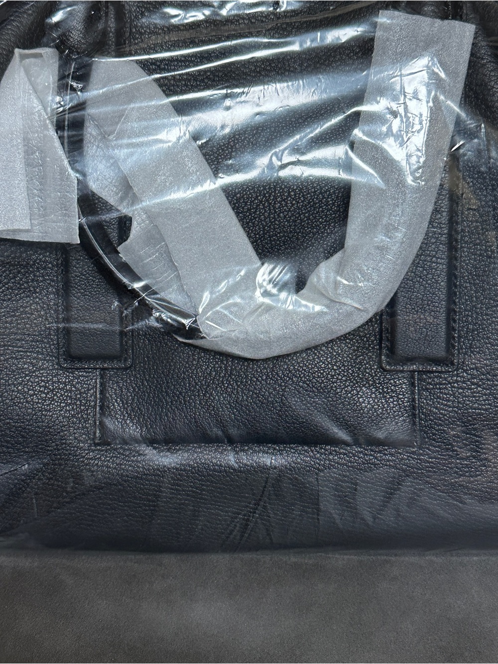 New Michael Kors Collection RARE Lexi Large EW Satchel Bag Black Leather Purse - Picture 4 of 9